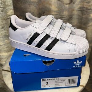Big kids Adidas Superstar White with Black Stripes Size 3